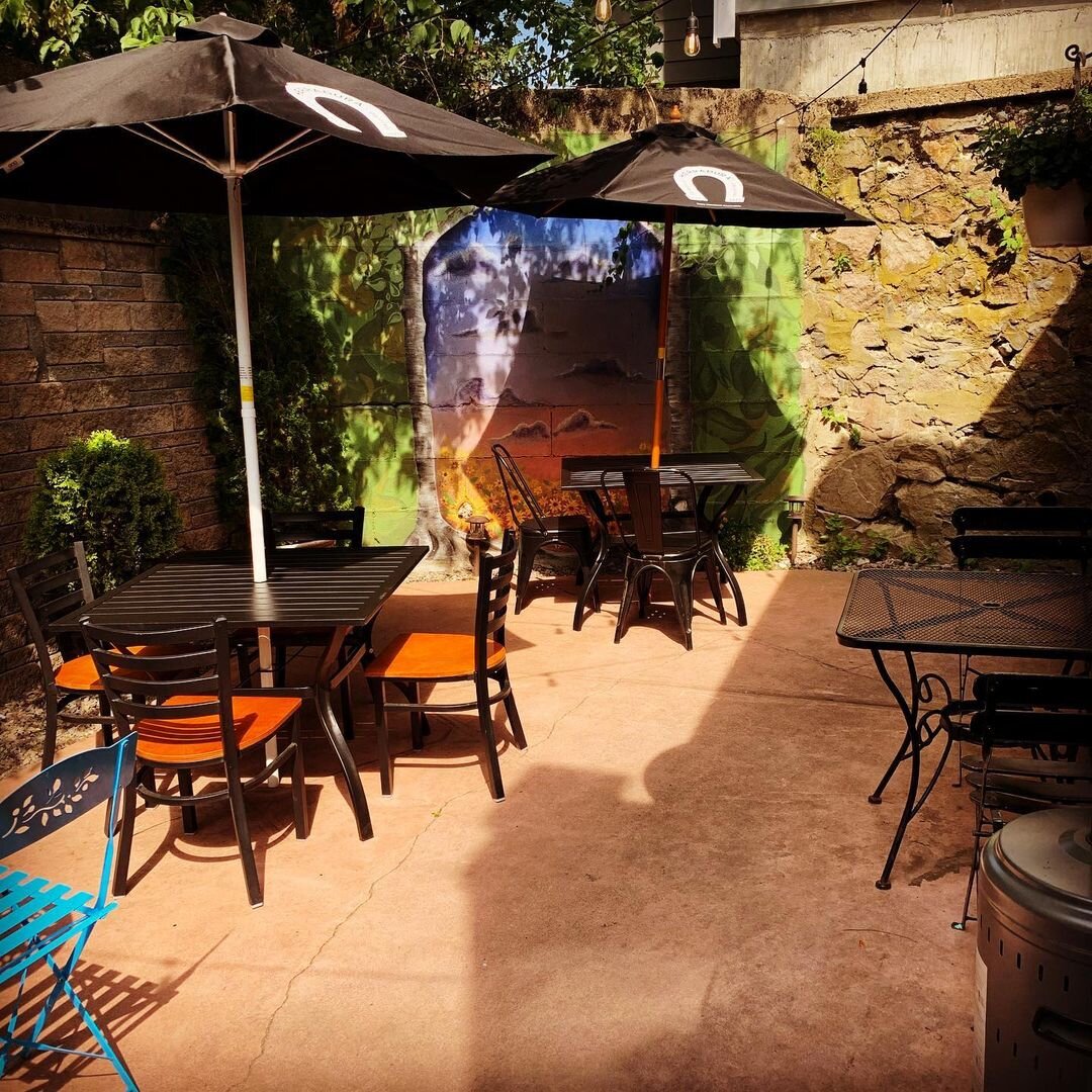Outdoor Dining Options in West Roxbury’s Main Street District